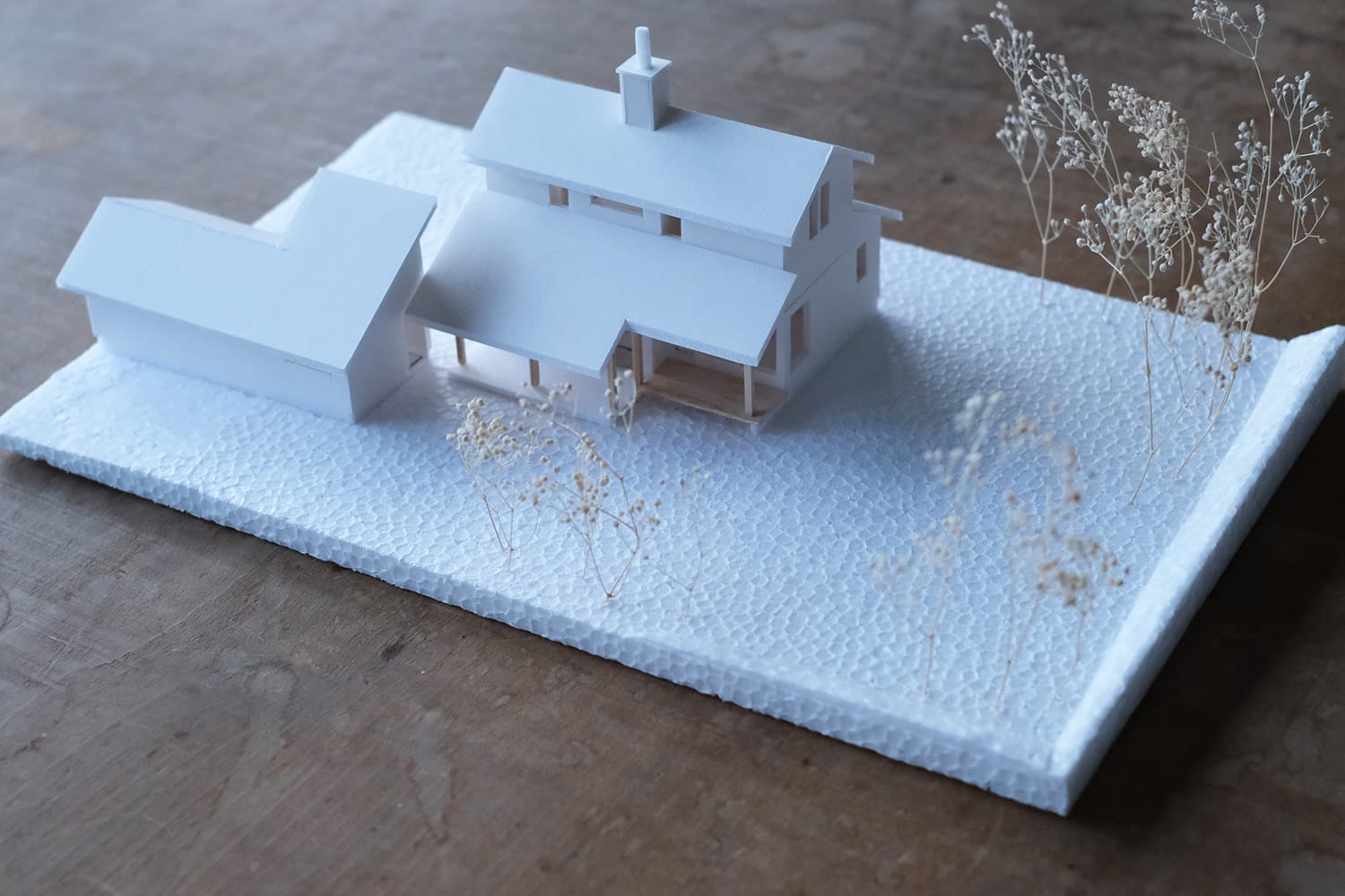 薪ストーブのある羊蹄山南麓の家の建築模型
