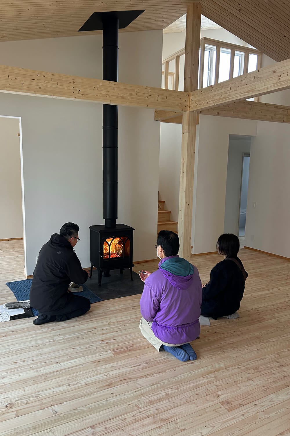 薪ストーブの炊き方レクチャー火入れ式北海道リンクアップ ヨツールF200のある木の家