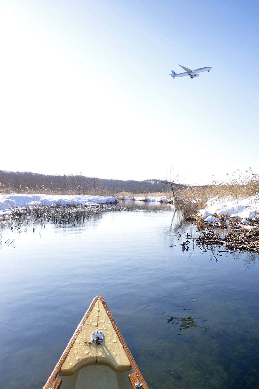 冬の美々川とカヌーと飛行機