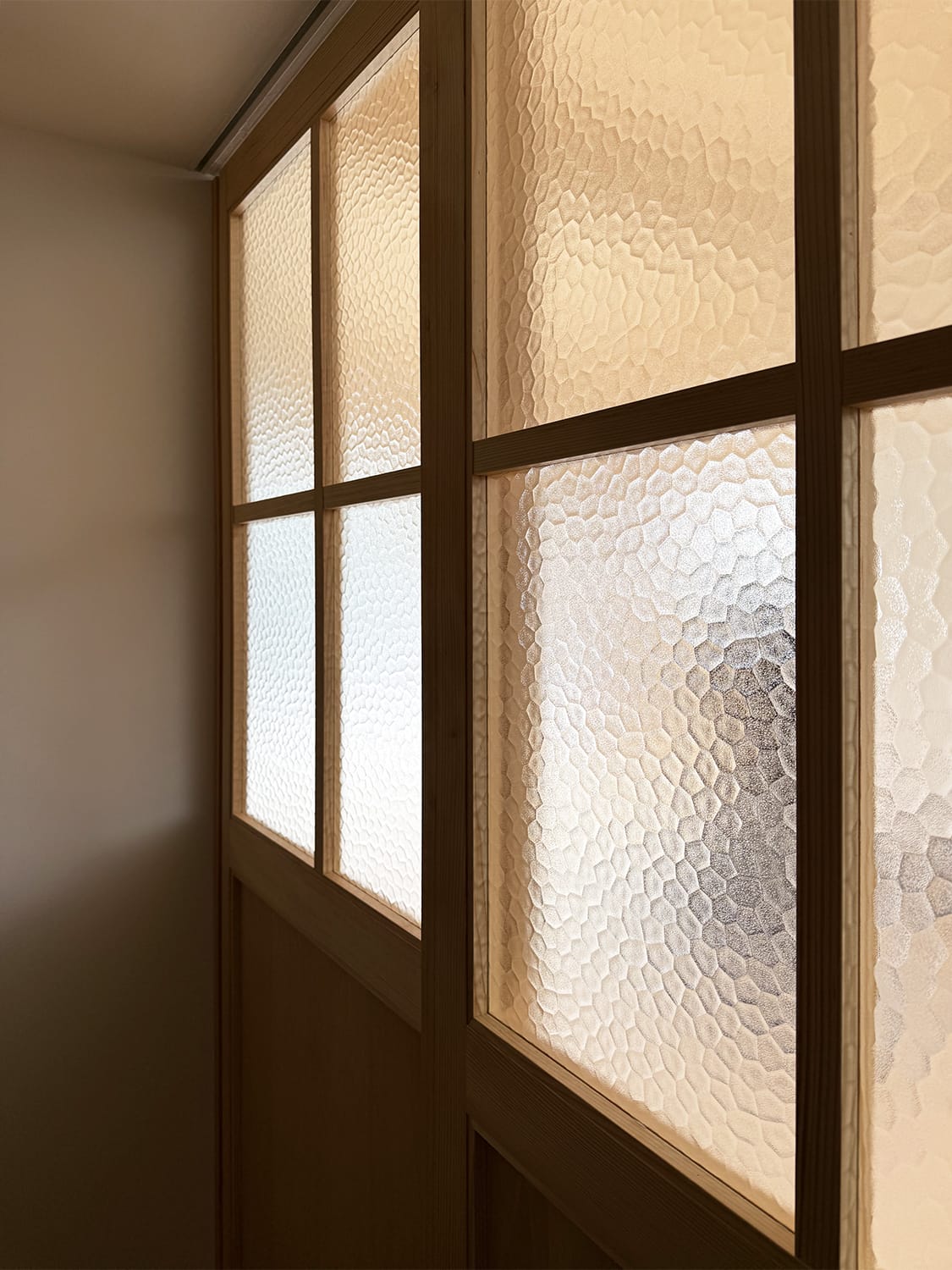 大正昭和レトロガラス建具のある木の家